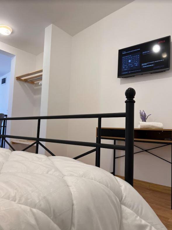 Premont Studios Ghimbav Εξωτερικό φωτογραφία